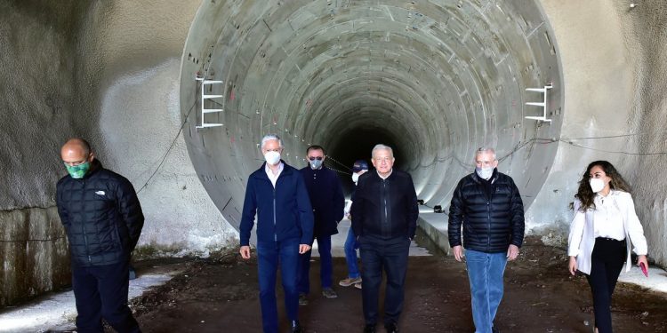 LÓPEZ OBRADOR ANUNCIA UN PLAN PARA CONECTAR POR TREN CIUDAD Y ESTADO DE MÉXICO
