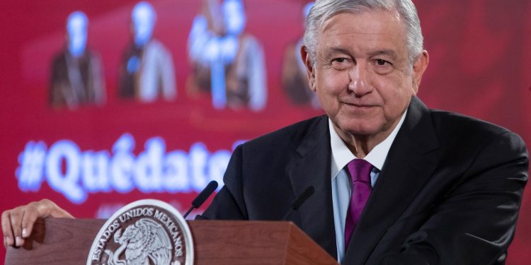LÓPEZ OBRADOR CELEBRA LA «HISTÓRICA» SUPRESIÓN DEL FUERO PRESIDENCIAL