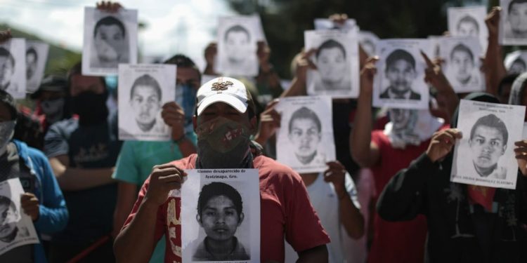 MÉXICO DICTA PRISIÓN A MILITAR POR LA DESAPARICIÓN DE LOS 43 DE AYOTZINAPA