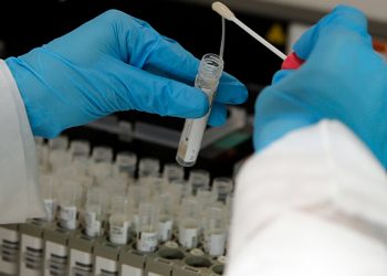 MÉXICO ROZA LOS 100.000 FALLECIDOS DE COVID-19 TRAS SUMAR 319 NUEVOS DECESOS