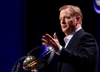 NFL EXIGE A EQUIPOS OPERAR BAJO PROTOCOLO DE MÁXIMA SEGURIDAD POR COVID-19