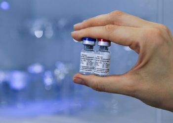 PERÚ DICE TENER ASEGURADAS DOSIS DE LA VACUNA DE COVID-19 A INICIOS DE 2021