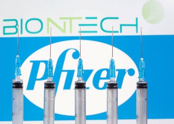 PFIZER ELEVA AL 95 % LA EFECTIVIDAD DE SU VACUNA