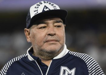 SE FUE EL GRAN DIOS DEL FUTBOL, FALLECE MARADONA