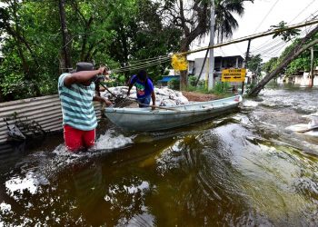 SURESTE MEXICANO CONTINUARÁ CON FUERTES LLUVIAS DEBIDO AL FRENTE FRÍO