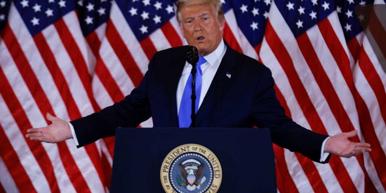 TRUMP APUNTA QUE DEJARÁ LA CASA BLANCA MIENTRAS REITERA SUS DENUNCIAS DE «FRAUDE»