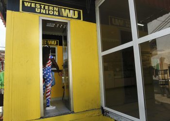 WESTERN UNION CIERRA EN CUBA Y LAS FAMILIAS PIERDEN SU MAYOR VÍA DE REMESAS