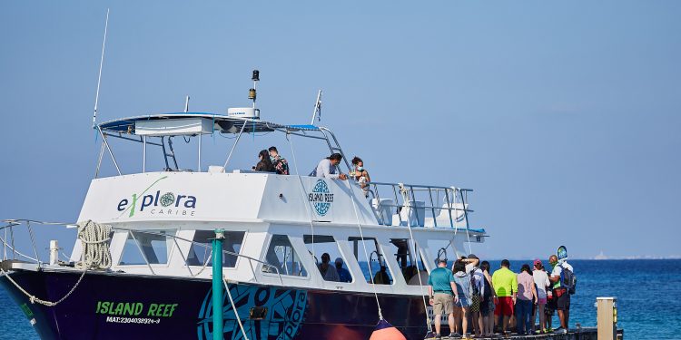 CON LA LLEGADA DE MÁS DE 2 MILLONES DE PASAJEROS DE ENERO A NOVIEMBRE DE 2020, COZUMEL REFRENDA LA CONFIANZA DE LOS VIAJEROS Y AEROLÍNEAS HACIA EL DESTINO: PEDRO JOAQUÍN