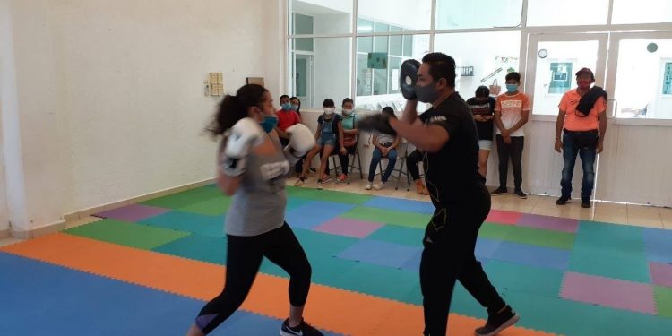 ROTUNDO ÉXITO CLASES DE BOX EN ZONA CONTINENTAL DE ISLA MUJERES
