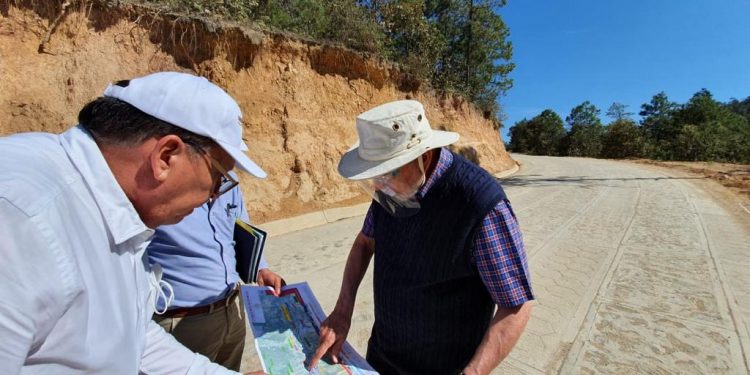 CREA 80 MIL EMPLEOS PROGRAMA DE PAVIMENTACIÓN DE CAMINOS A CABECERAS MUNICIPALES: SCT