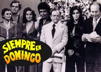 UN DÍA COMO HOY SE ESTRENO SIEMPRE EN DOMINGO.