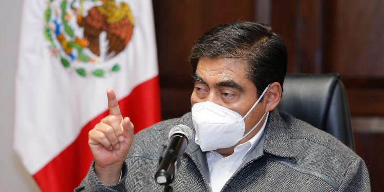 PUEBLA FORTALECE SU SISTEMA DE SALUD FRENTE A CONTAGIOS: MIGUEL BARBOSA