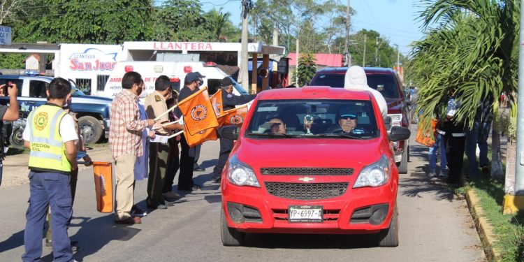 AUTORIDADES DAN BANDERAZO DE INICIO DEL OPERATIVO GUADALUPE- REYES