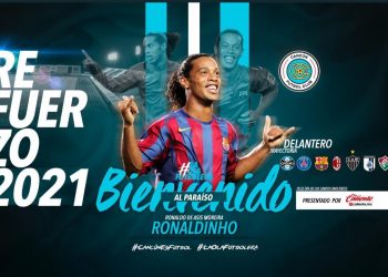 RONALDINHO SE SUBE ‘LA OLA’ Y VESTIRÁ LA PLAYERA DE CANCÚN FC