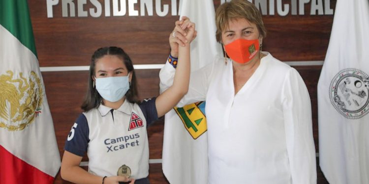 HABLÓ PRESIDENTA DE CABILDO INFANTIL SOBRE SUS SUEÑOS Y PIDIÓ MÁS ÁREAS VERDES A LAURA BERISTAIN