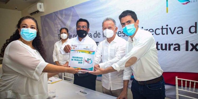 TOMA PROTESTA MESA DIRECTIVA DE LA CADENA PRODUCTIVA TURÍSTICA «AVENTURA IXCHEL» EN ISLA MUJERES