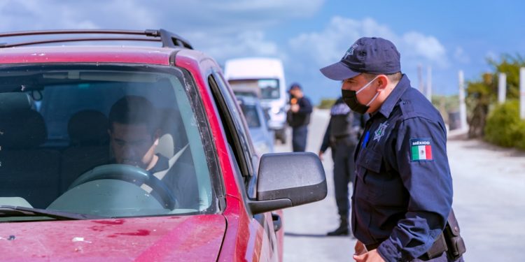 TRÁNSITO MUNICIPAL AUMENTA VIGILANCIA EN LA VÍA COSTERA TULUM-BOCA PAILA
