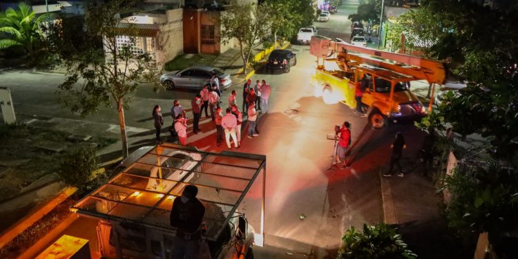 SUPERVISA LAURA BERISTAIN MANTENIMIENTO DE ILUMINACIÓN PARA MEJORAR SEGURIDAD