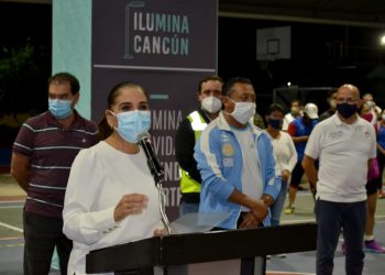 GOBIERNO MUNICIPAL ILUMINA SUPERMANZANA 96