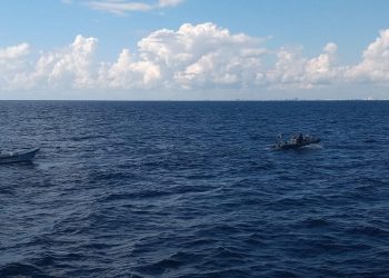 RESCATA ARMADA A TRES PERSONAS EN ISLA MUJERES