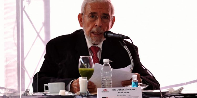 NUEVAS OPCIONES PARA EMPRESAS CONSTRUCTORAS DEL PAÍS CON SEGUNDO PAQUETE DE OBRAS: JORGE ARGANIS DÍAZ-LEAL