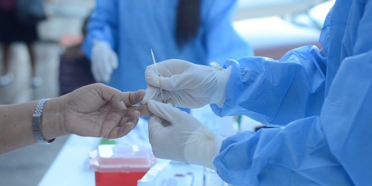 LA SESA CONTINÚA CON LA APLICACIÓN DE LAS PRUEBAS RÁPIDAS PARA LA DETECCIÓN OPORTUNA DE CASOS DE COVID-19