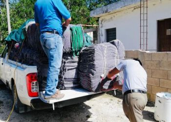ENTREGA DIF TULUM COBERTORES POR TEMPORADA INVERNAL