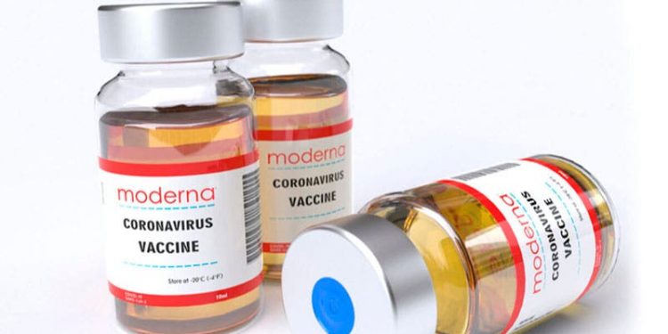 SIN APROBACIÓN DE LA FDA, TRUMP APRUEBA VACUNA CONTRA COVID-19 DE MODERNA