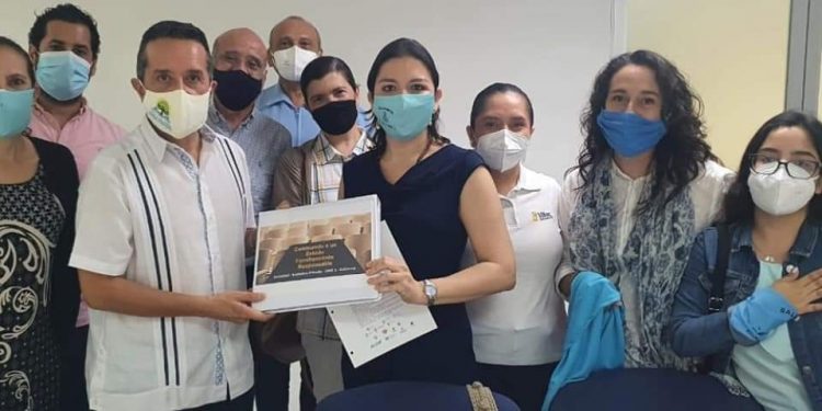 ASOCIACIONES PROVIDA SE REÚNEN CON EL GOBERNADOR