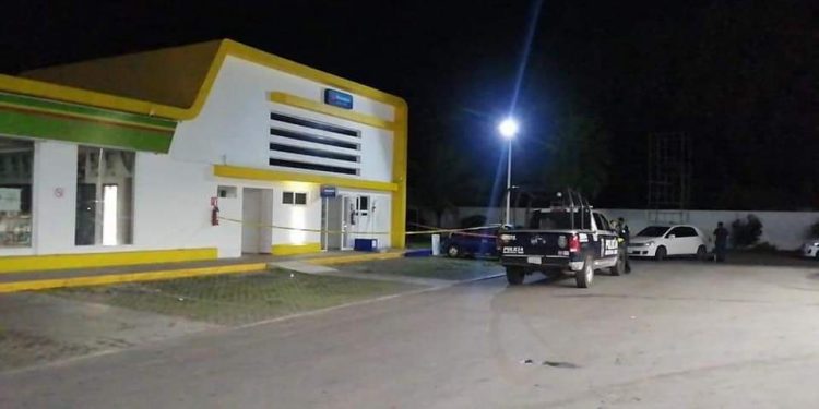 SE ROBAN CAJERO AUTOMÁTICO DE UNA GASOLINERA EN CHETUMAL