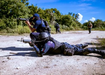 POLICÍAS MEJOR CAPACITADOS EN TULUM