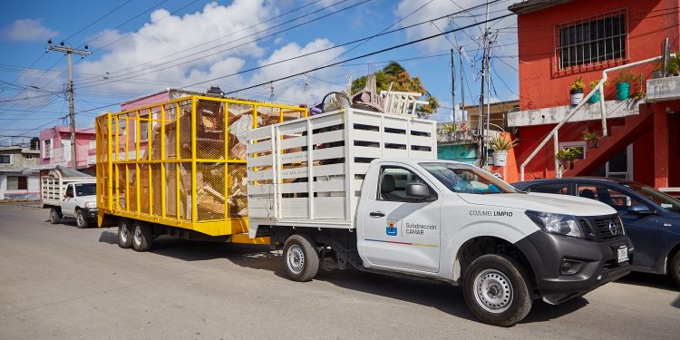 RECOLECTA CAMAR 12 TONELADAS DE CACHARROS EN LAS COLONIAS PARAÍSO, NAVALES, SAN MIGUEL 1 Y 2