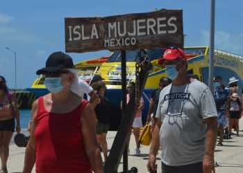 LLAMA JUAN CARRILLO A EVITAR AGLOMERACIONES DURANTE FECHAS DECEMBRINAS