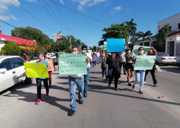 EXIGEN A CATALINA PORTILLO TOMA DE NOTA SINDICALIZADOS DEL DIF Q. ROO