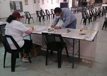 DIRIGENTE PANISTA EN TABASCO Y FUERTE CRÍTICO DEL PRESIDENTE LÓPEZ OBRADOR ES EVIDENCIADO COBRANDO SU APOYO PARA DAMNIFICADOS