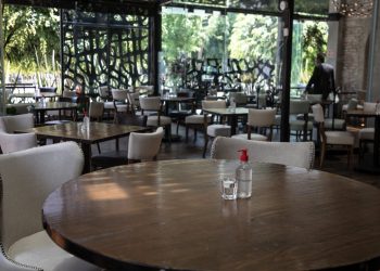 RESTAURANTEROS PIDEN AUXILIO AL GOBERNADOR PARA NO CERRAR ESTABLECIMIENTOS