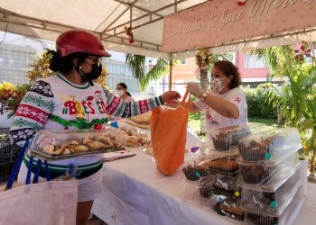 MANTIENEN DIF ISLA MUJERES E INICIATIVA PRIVADA MESAS DE APOYO