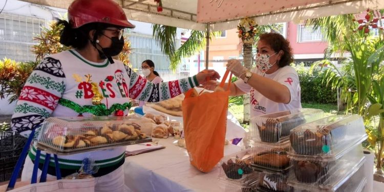MANTIENEN DIF ISLA MUJERES E INICIATIVA PRIVADA MESAS DE APOYO