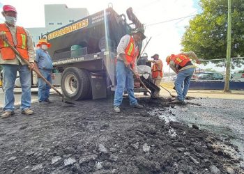 SIN DETENERSE, PROGRAMA EMERGENTE DE REPARACIÓN DE VIALIDADES EN CENTRO