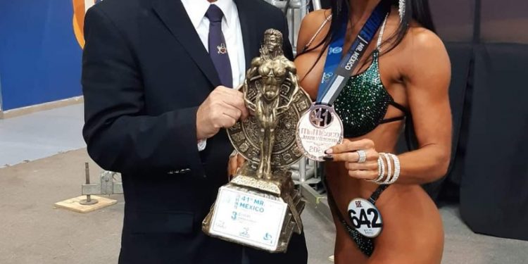 DELEGACIÓN QUINTANARROENSE DE FISICOCONSTRUCTIVISMO SE LEVANTA CON VARIAS MEDALLAS