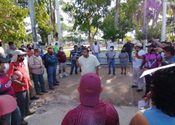 APLICA OTHONIEL SEGOVIA «PIQUETE DE OJO» A AGUINALDO DE TRABAJADORES
