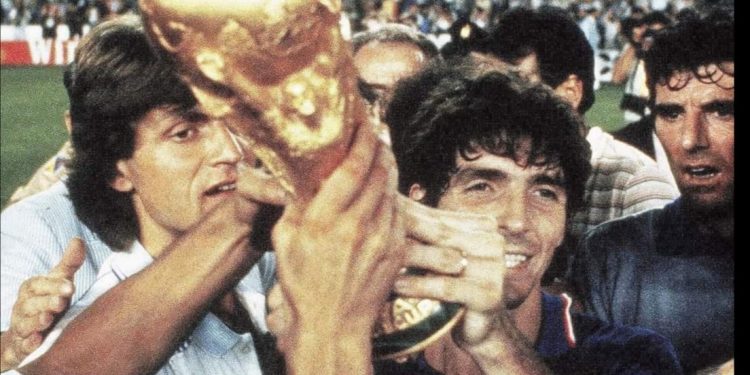 MUERE UNO DE LOS GRANDES HÉROES DE ITALIA EN ESPAÑA 82: GRANDE PAOLO ROSSI