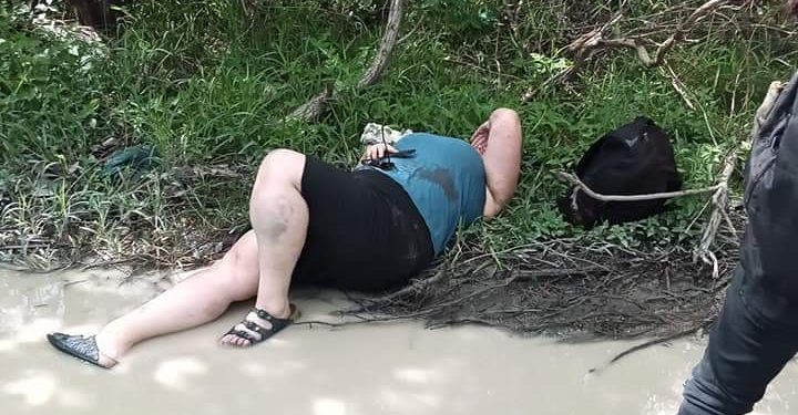 TURISTA CAE EN UN BACHE EN PUERTO MORELOS Y SUFRE LESIONES