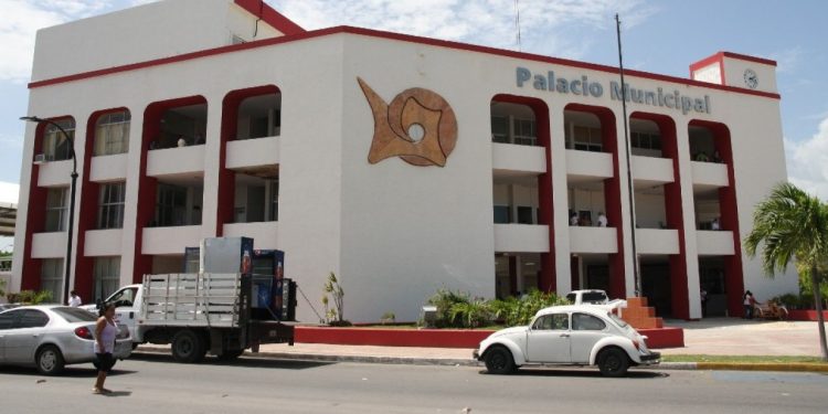 «RASURAN» AGUINALDO DE TRABAJADORES DEL AYUNTAMIENTO DE OPB