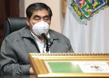 LLAMA MIGUEL BARBOSA AL DEBATE, NO A LA CONFRONTACIÓN, EN EL MARCO DE LA TOMA DEL CONGRESO