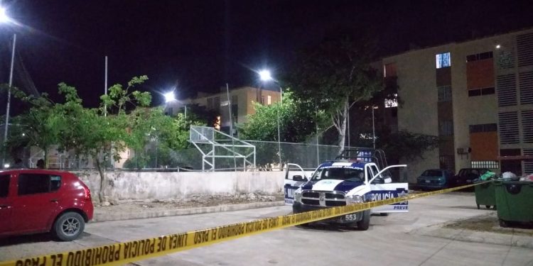 EJECUTAN A UNA PERSONA EN CANCHA DE FÚTBOL