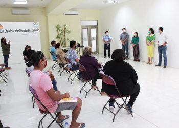 CON CAPACITACIÓN FOMENTAMOS EN LOS ARTESANOS UN SERVICIO PROFESIONAL Y DE CALIDAD: ICATQR