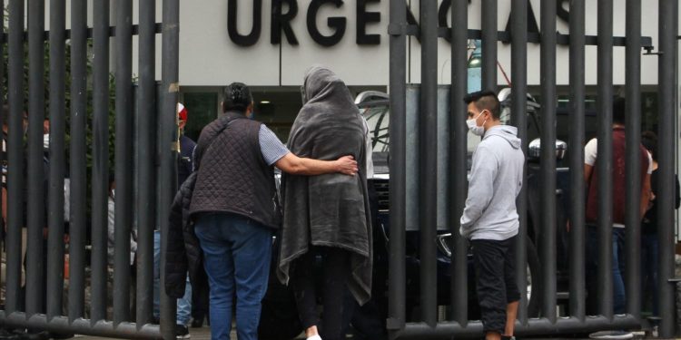 MUERE MUJER ESPERANDO PRUEBA DE COVID-19 EN QUERÉTARO