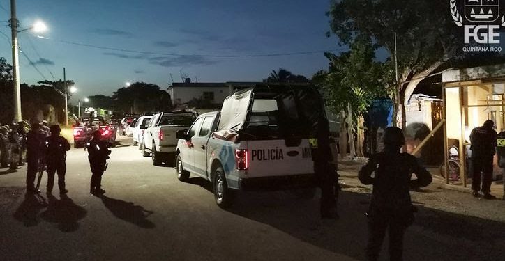 POLICIA DE BACALAR Y CUSTODIO DETENIDOS POR RATEROS