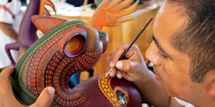 DETIENEN A HOMBRE QUE DEFRAUDÓ A 300 ARTESANOS DE OAXACA